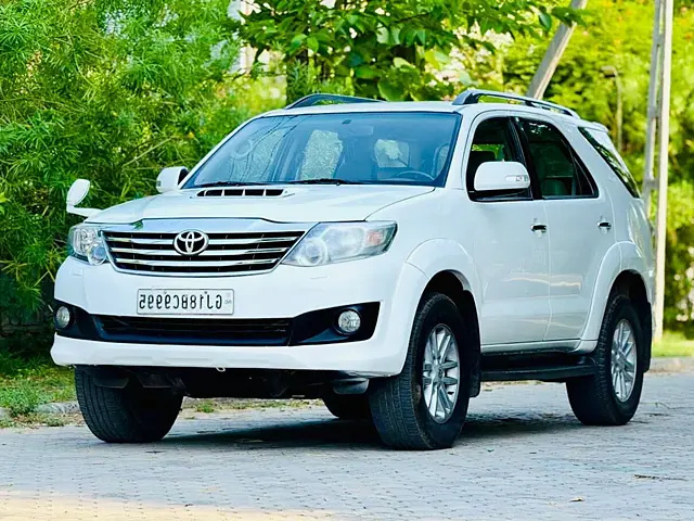 fortuner taxi